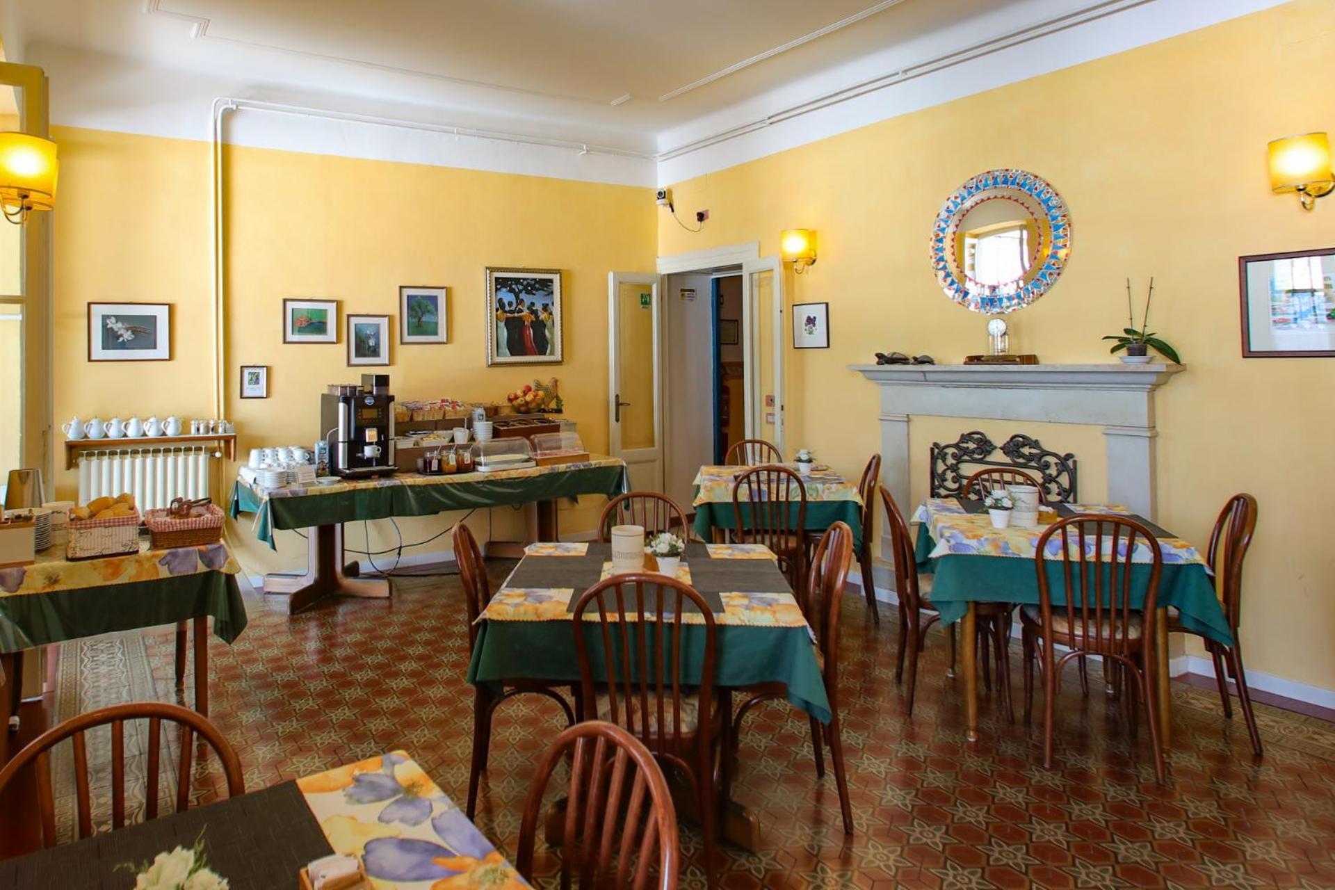 Hotel Garni Riviera Gargnano