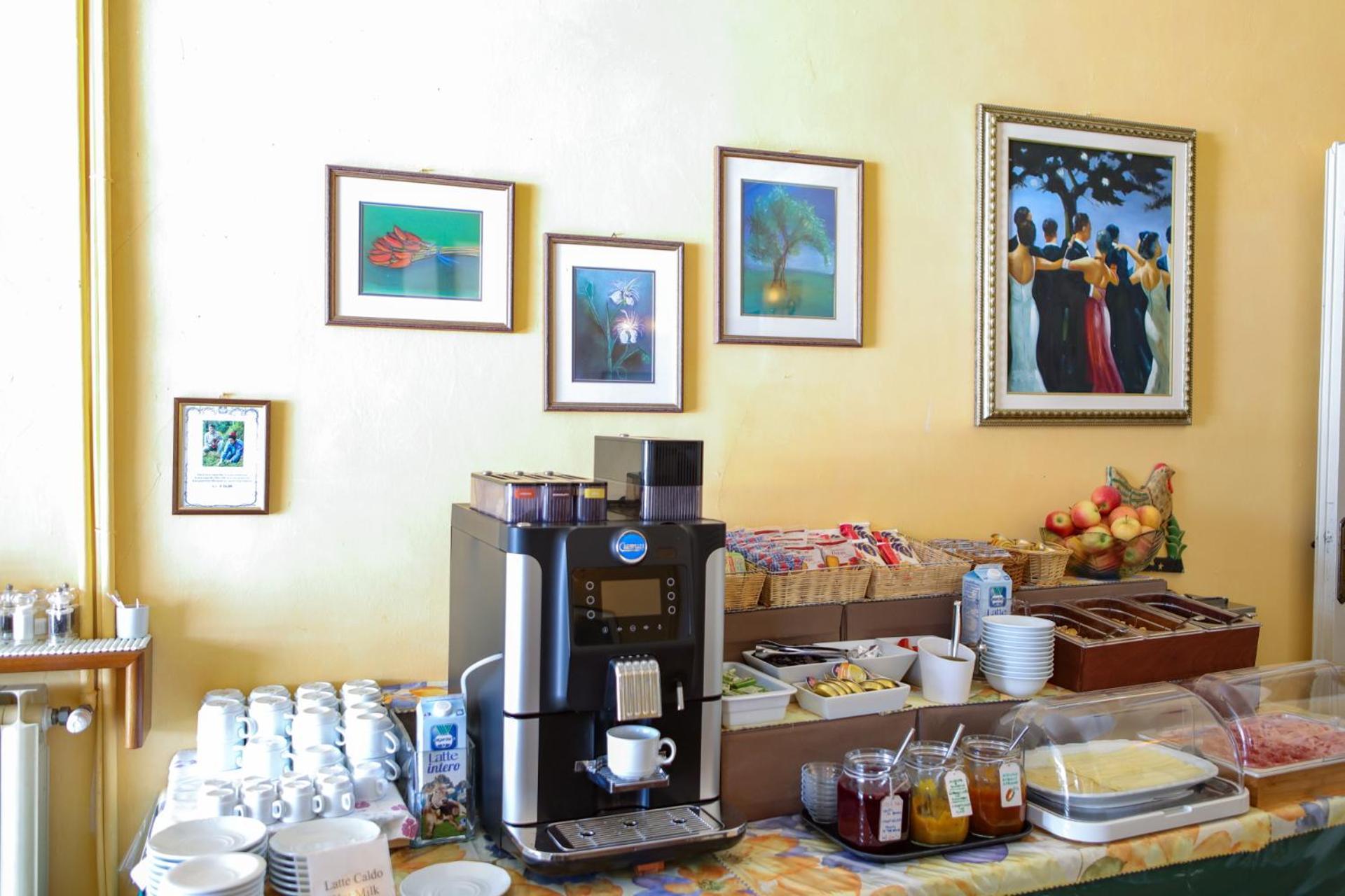 Hotel Garni Riviera 2*
