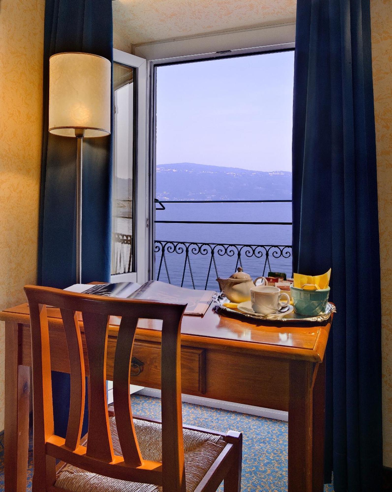 Garni Riviera Hotel